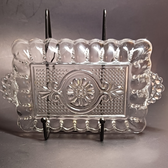 Dish tray Vintage fancy ornate 5" x 8" clear glass dish with handles candy gift - Picture 2 of 3